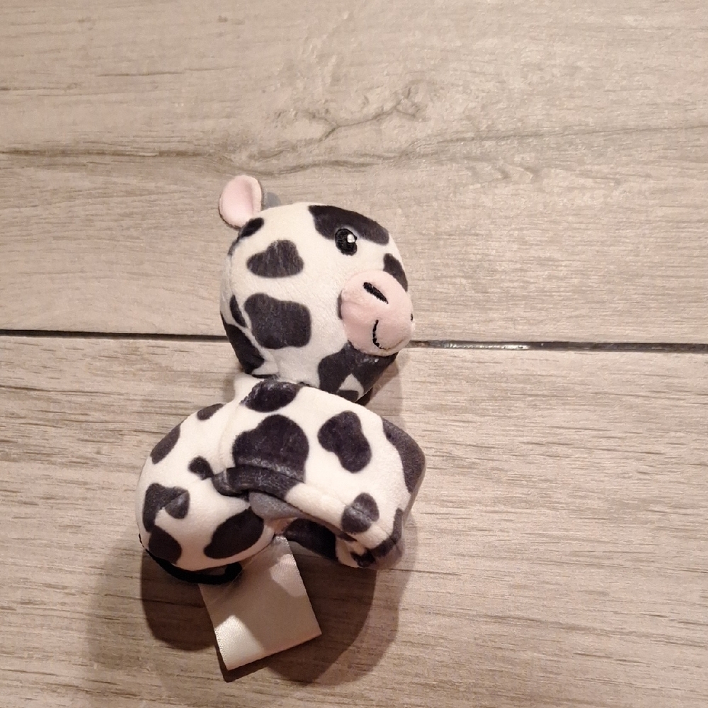 🍁Animal Adventure Cow Slap Bracelet Stuffy Plush🐬